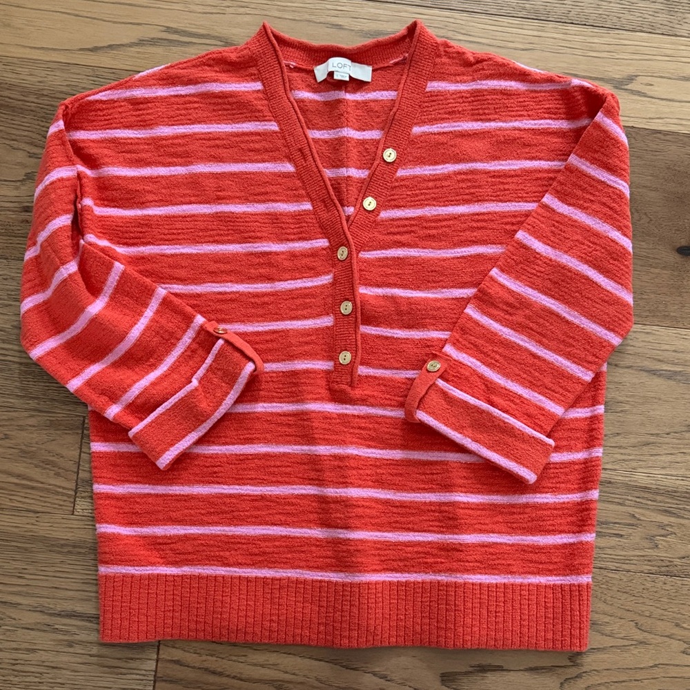 😊LOFT Striped V-Neck Sweater in Red-Orange and Lavender